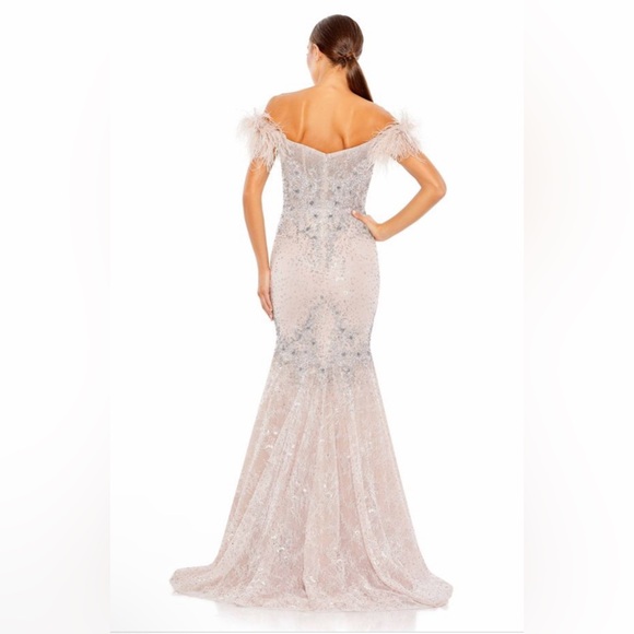 Off shoulder Trumpet gown embellished with beads & ostrich feathers - Picture 2 of 3